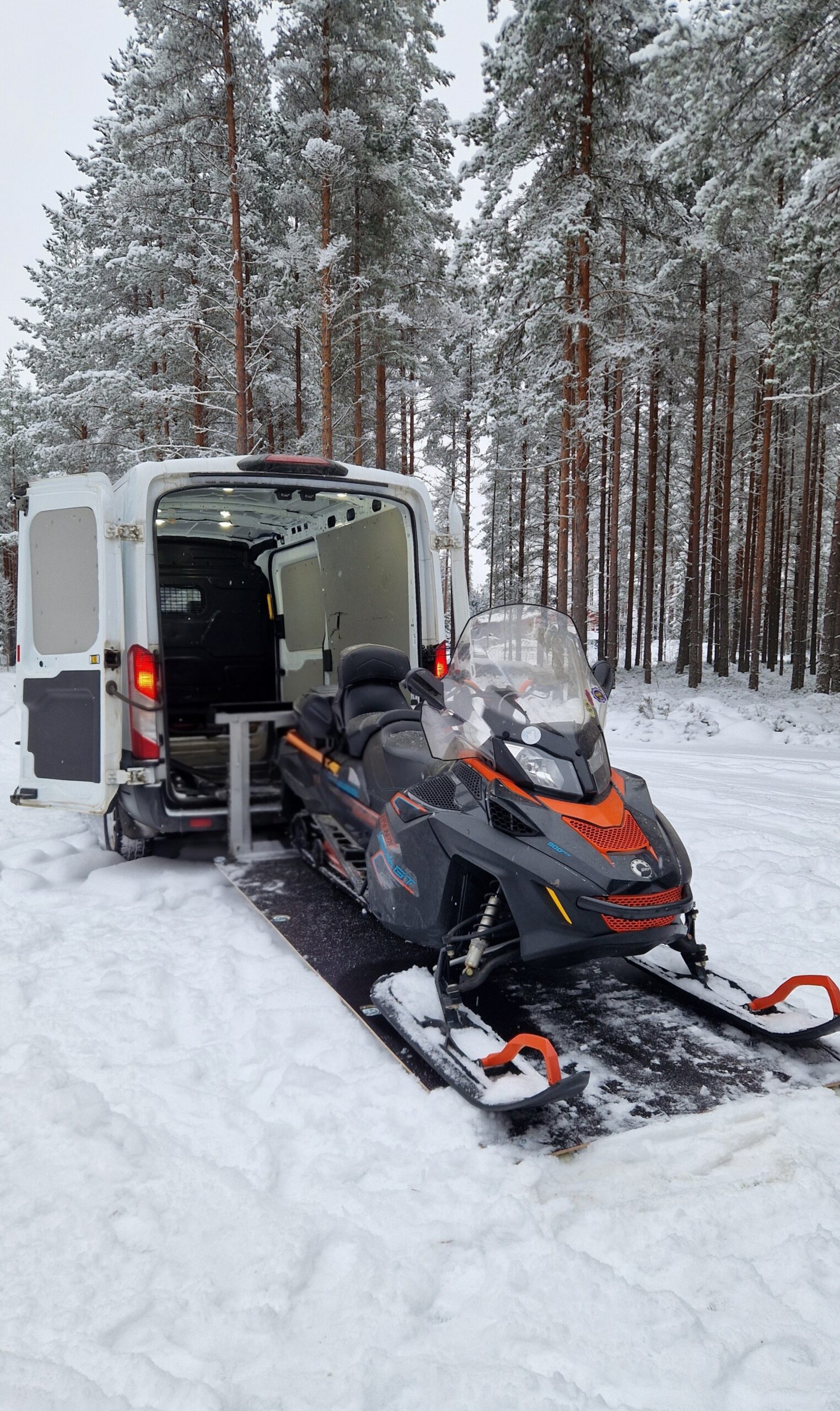 Apu+Raha-kilpailussa palkittu LOOSTER tekee kuorman lastaamisesta turvallisempaa ja helpompaa